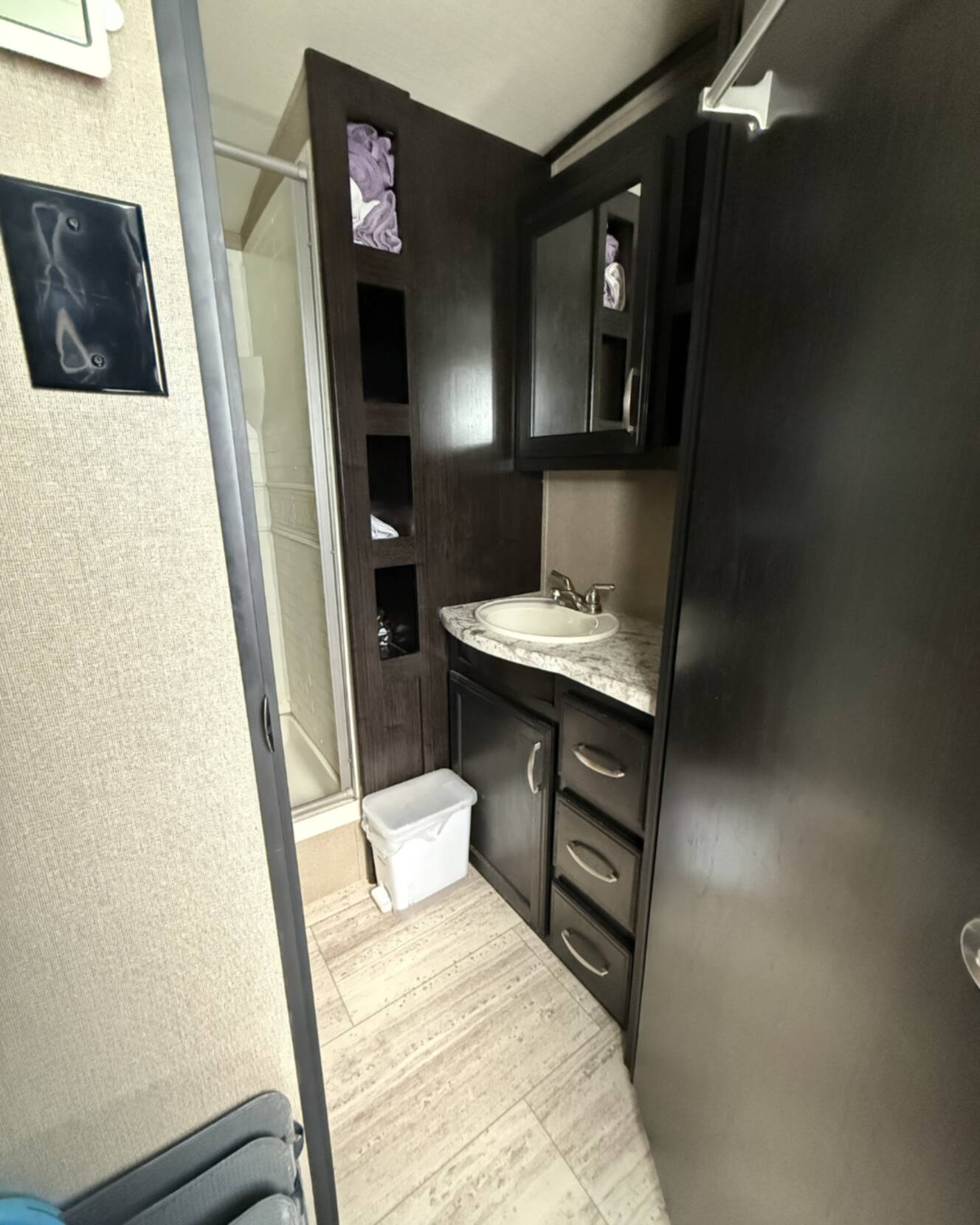 A photo of this 2017 Grand Design IMAGINE 2670MK