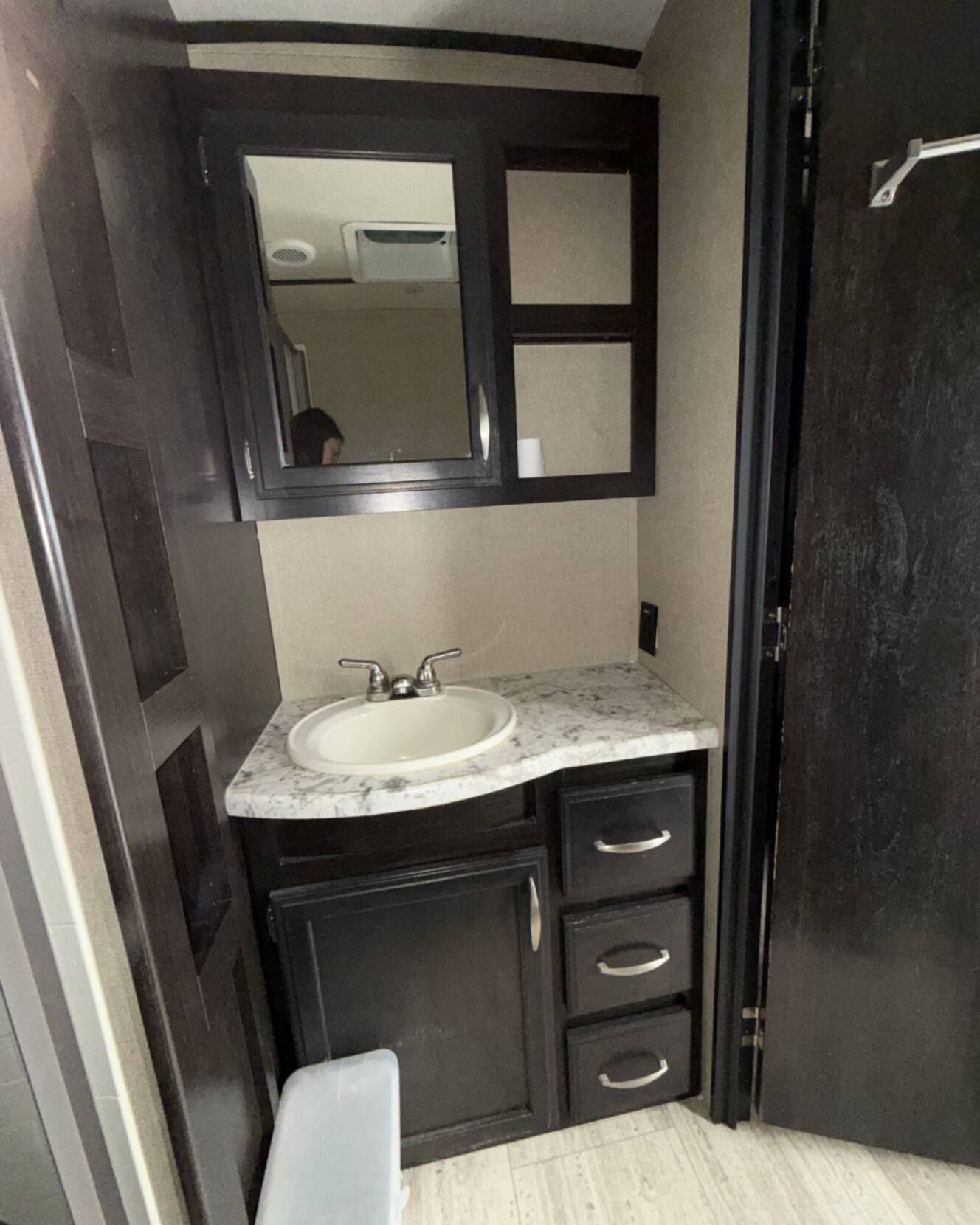 A photo of this 2017 Grand Design IMAGINE 2670MK