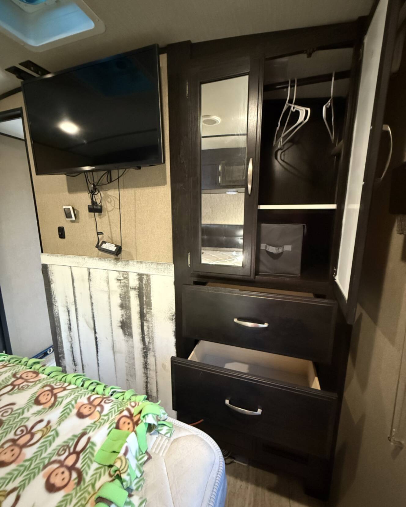 A photo of this 2017 Grand Design IMAGINE 2670MK