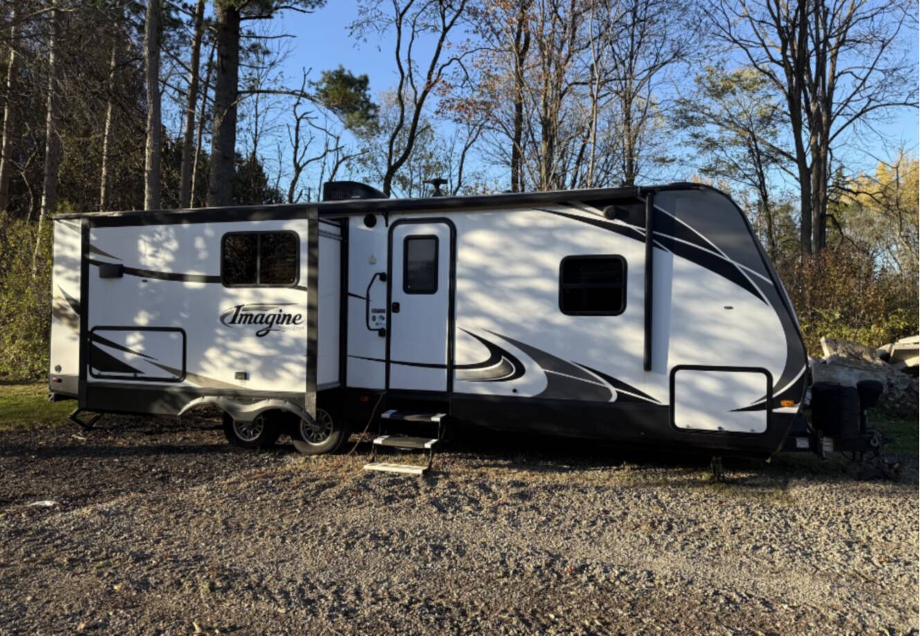 A photo of this 2017 Grand Design IMAGINE 2670MK