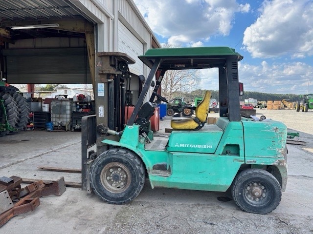 2006 MITSUBISHI FG40KL in Greensboro, NC