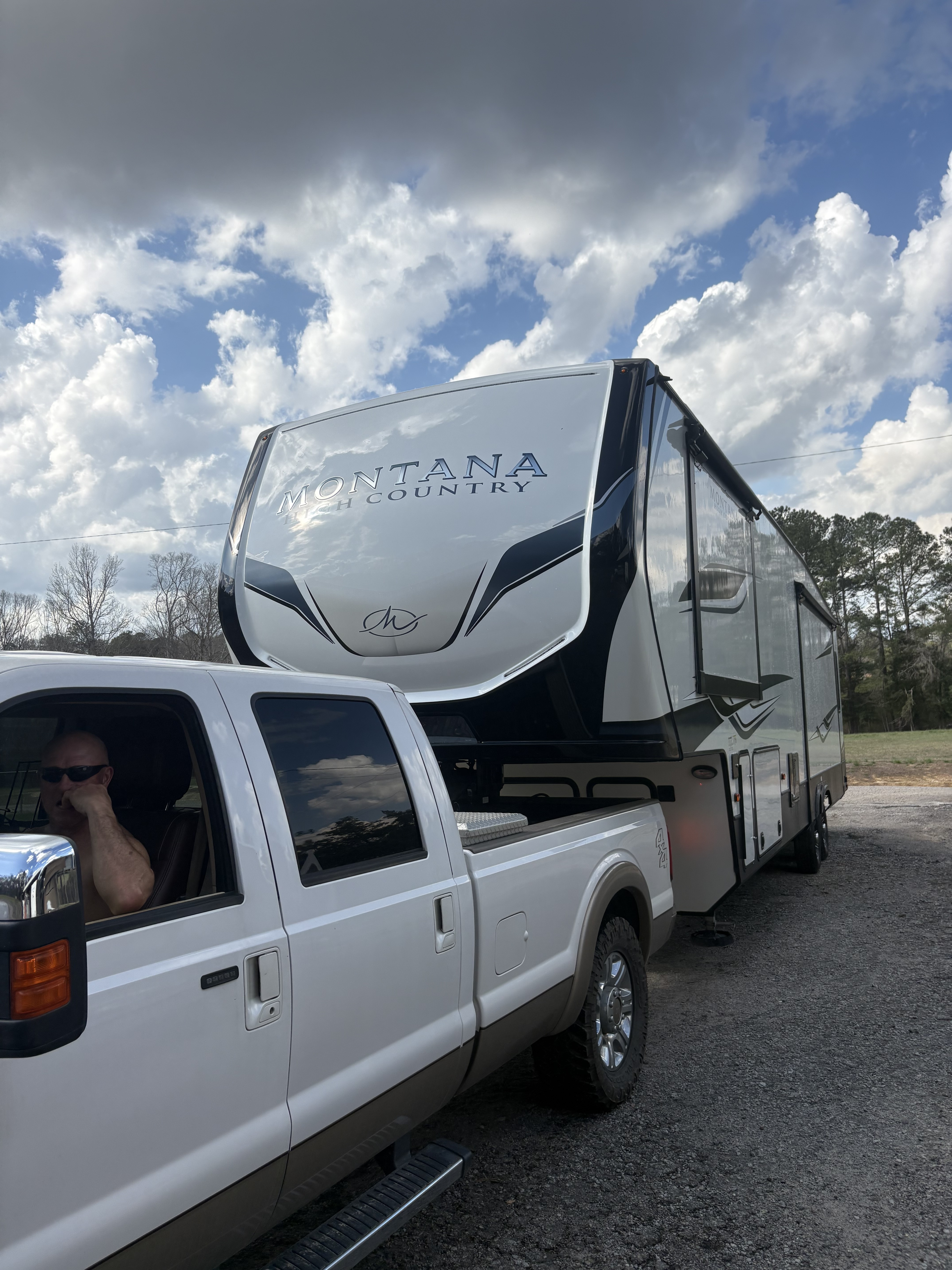 2022 Keystone MONTANA HIGH COUNTRY 331RL in leesville SC