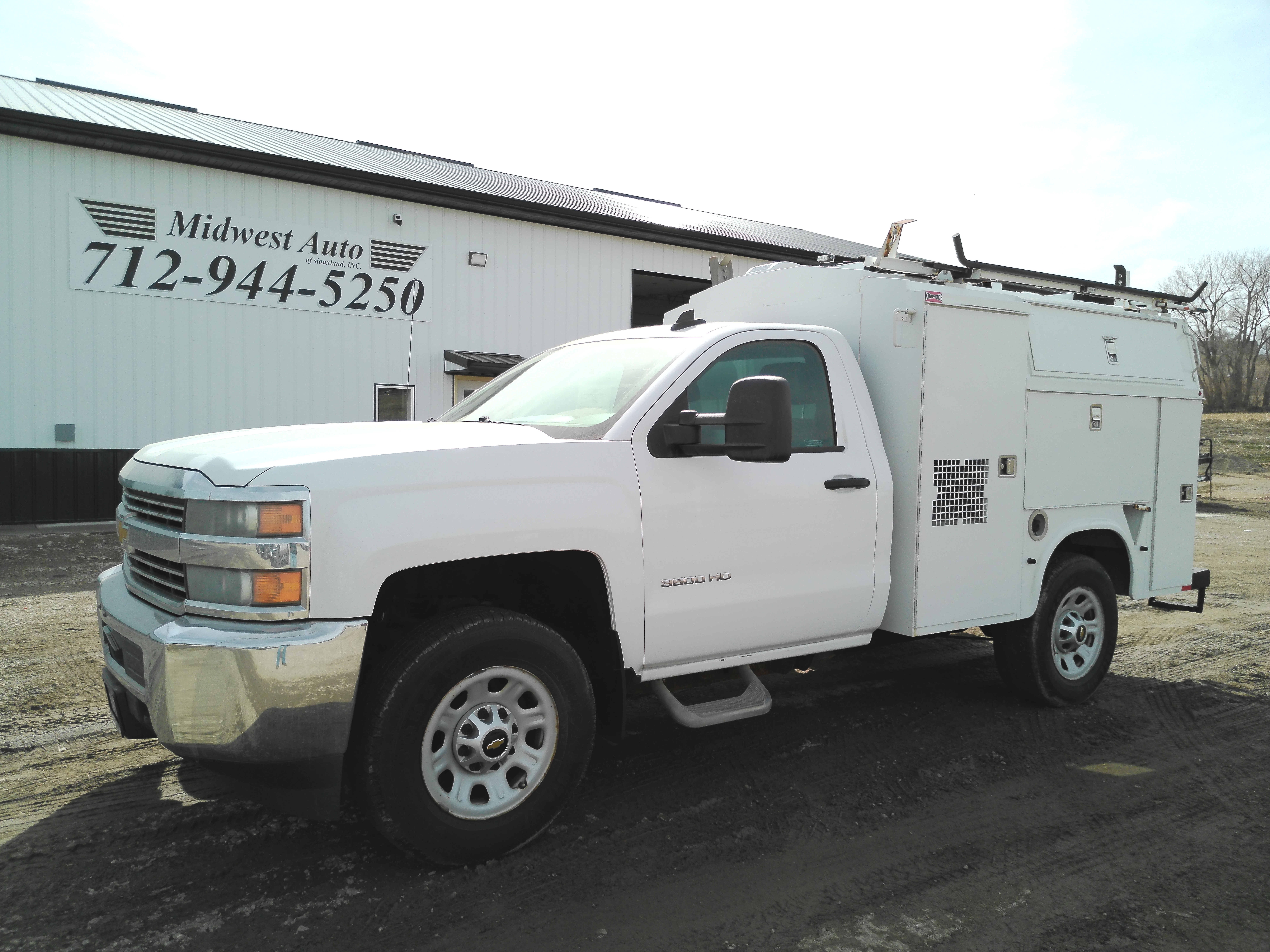 2015 CHEVROLET SILVERADO in Lawton, IA