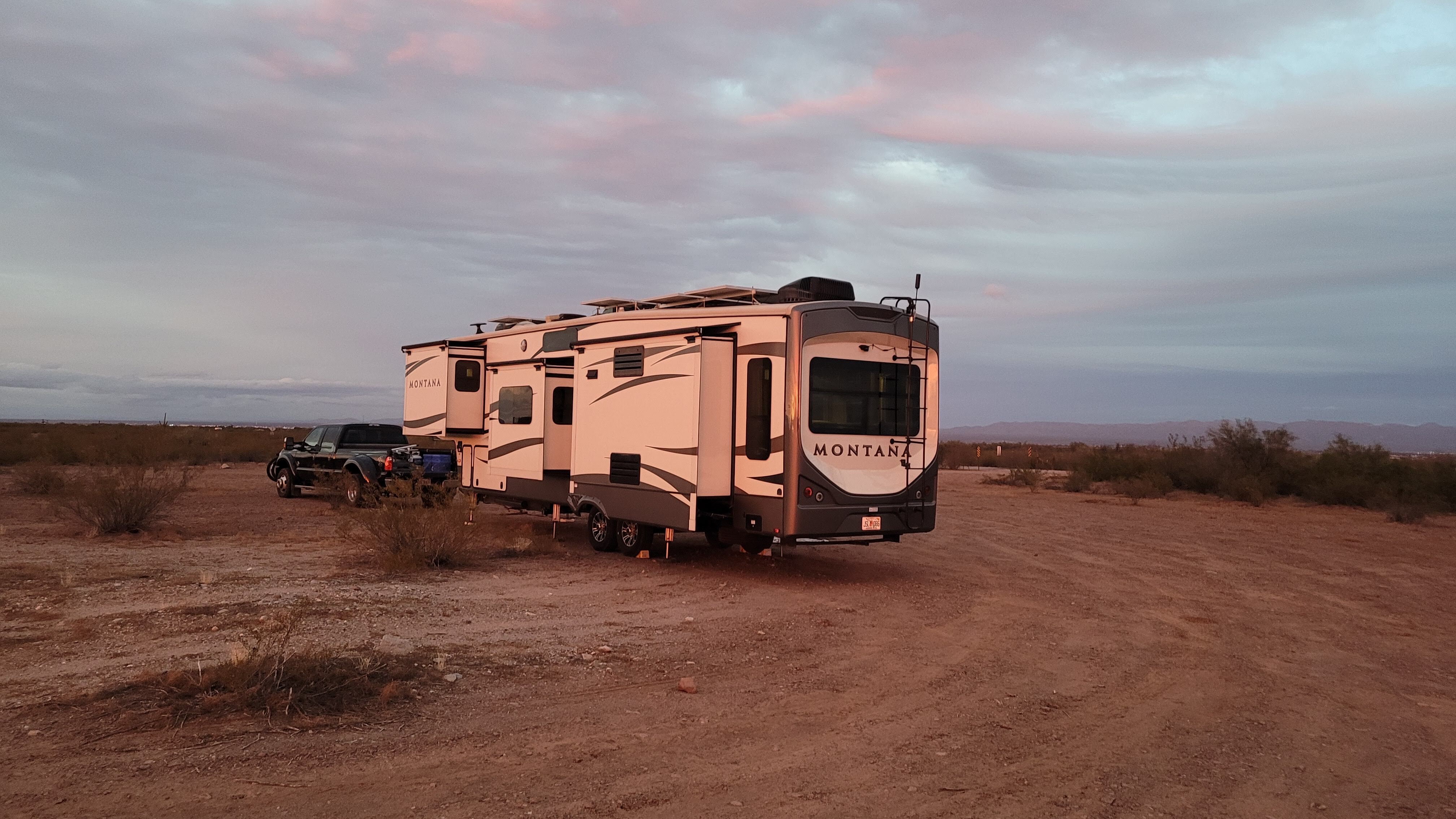 2017 Keystone MONTANA 3950BR in lynn haven FL