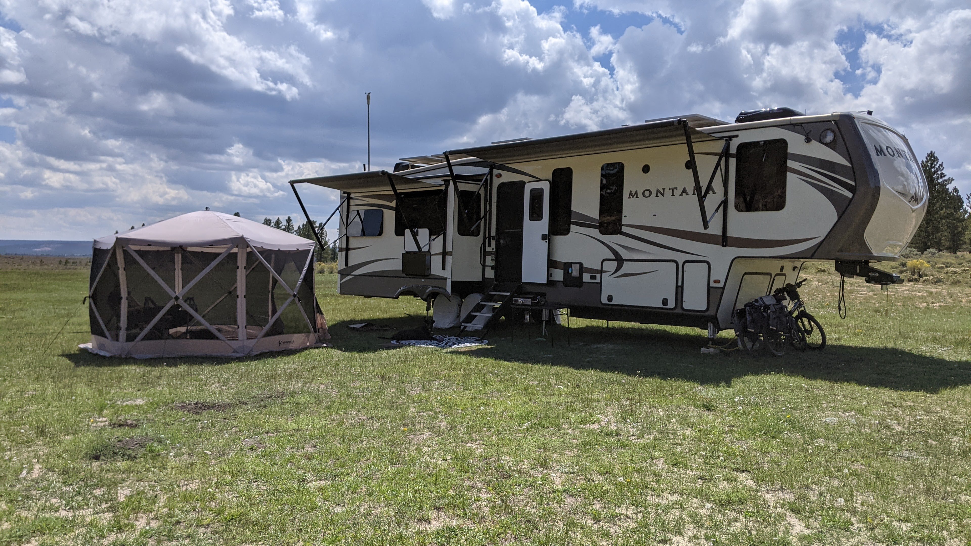 2017 Keystone MONTANA 3950BR RV