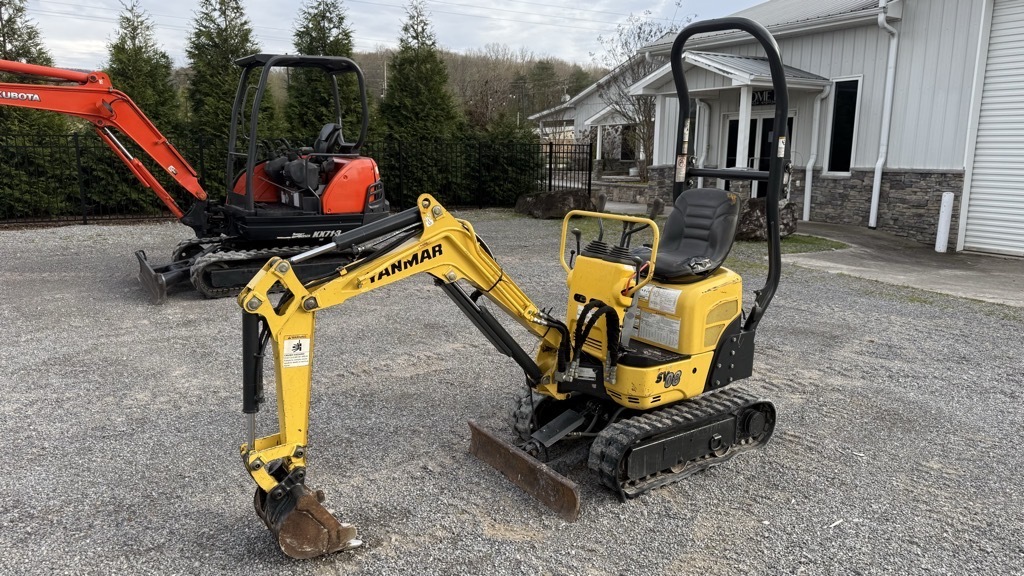 2018 YANMAR SV08 in Dunlap, TN