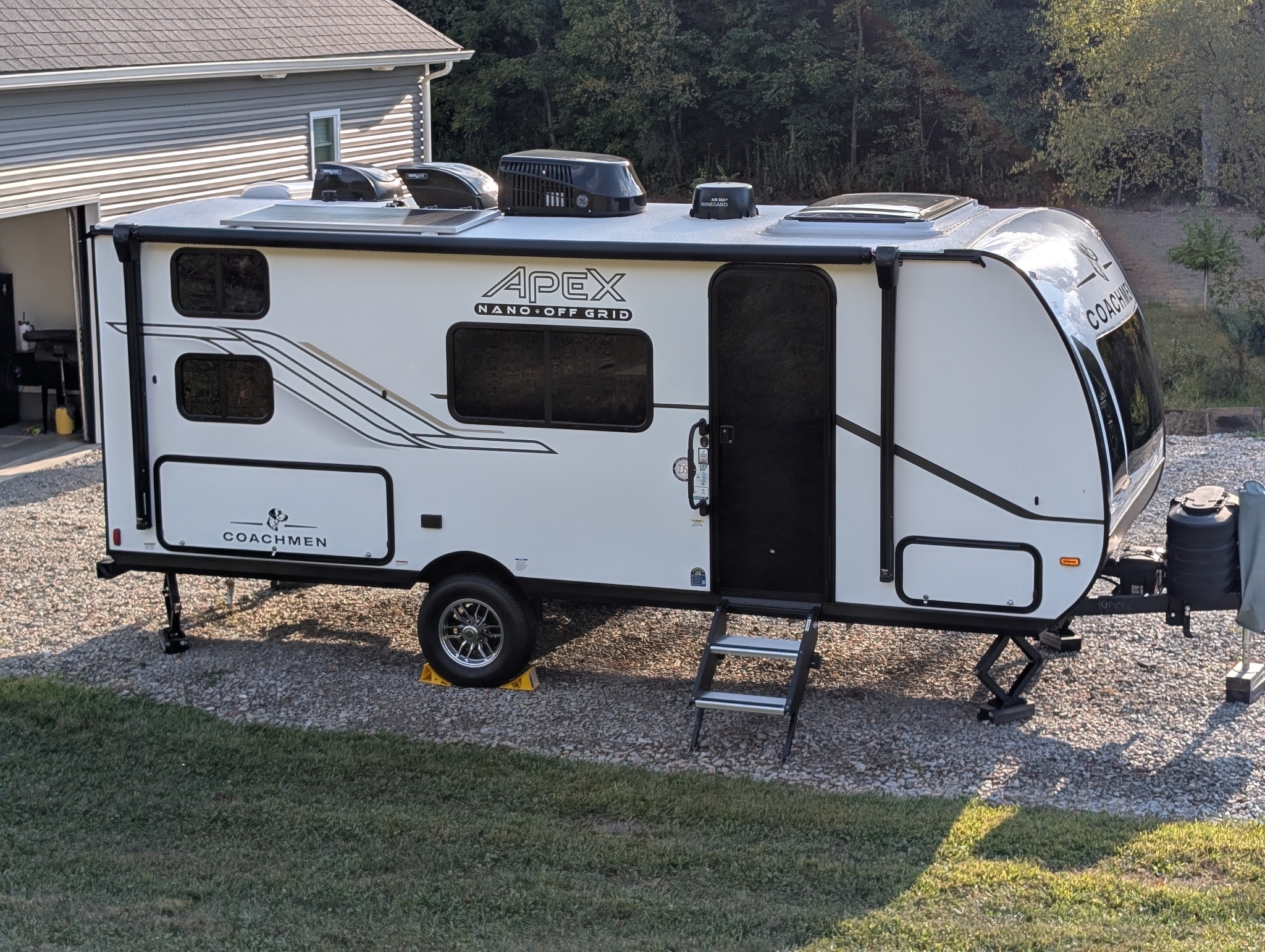 2025 Coachmen APEX NANO 186BH RV