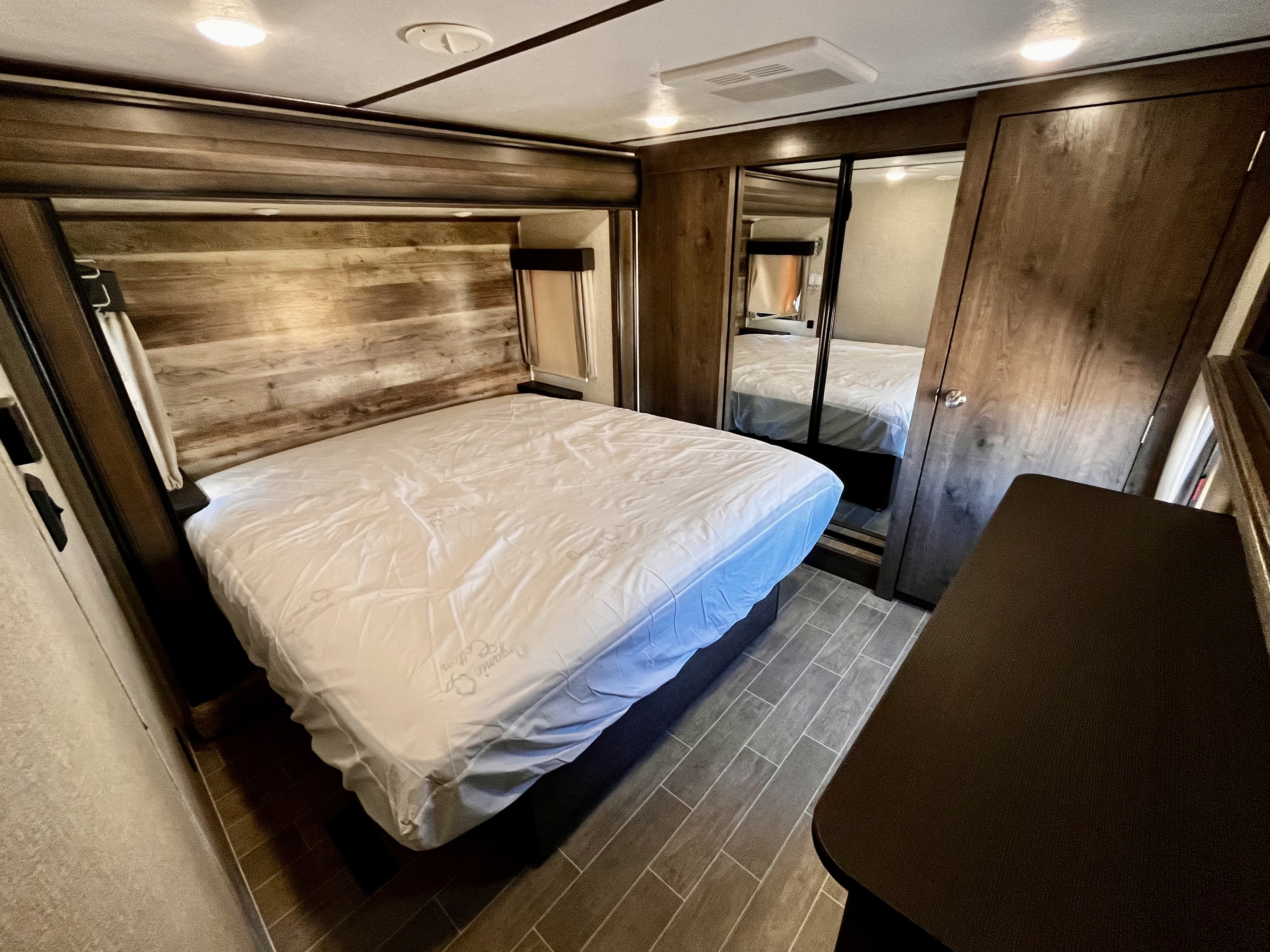 2020 Keystone MONTANA HIGH COUNTRY 331RL in sun city AZ