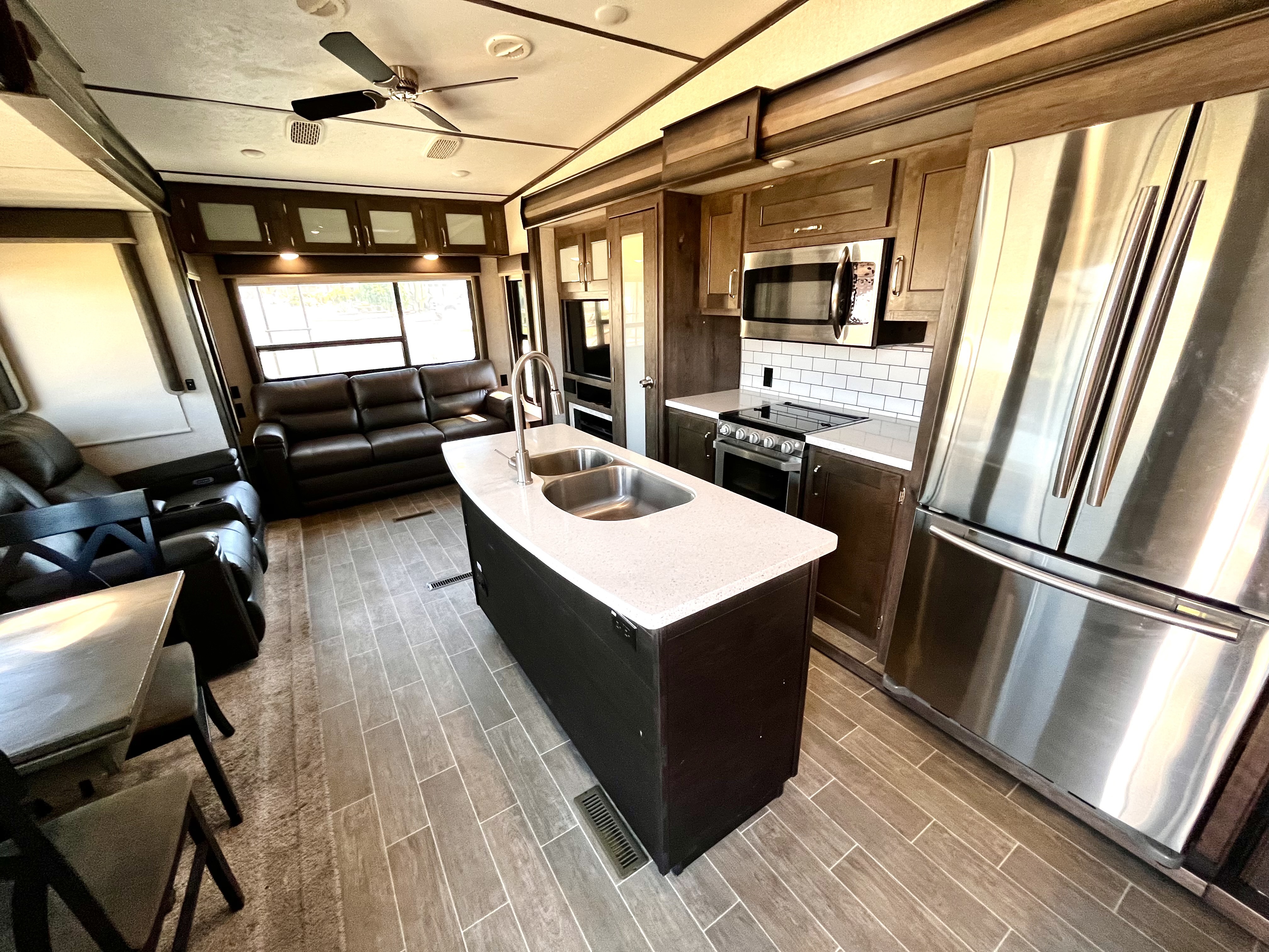 2020 Keystone MONTANA HIGH COUNTRY 331RL RV