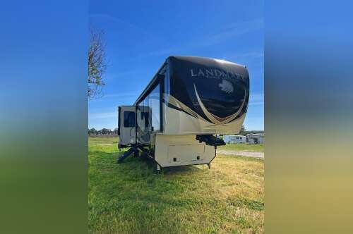 2018 Heartland LANDMARK 365 LM PHOENIX in paso robles ca CA
