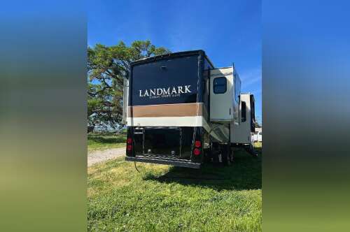 2018 Heartland LANDMARK 365 LM PHOENIX in paso robles ca CA