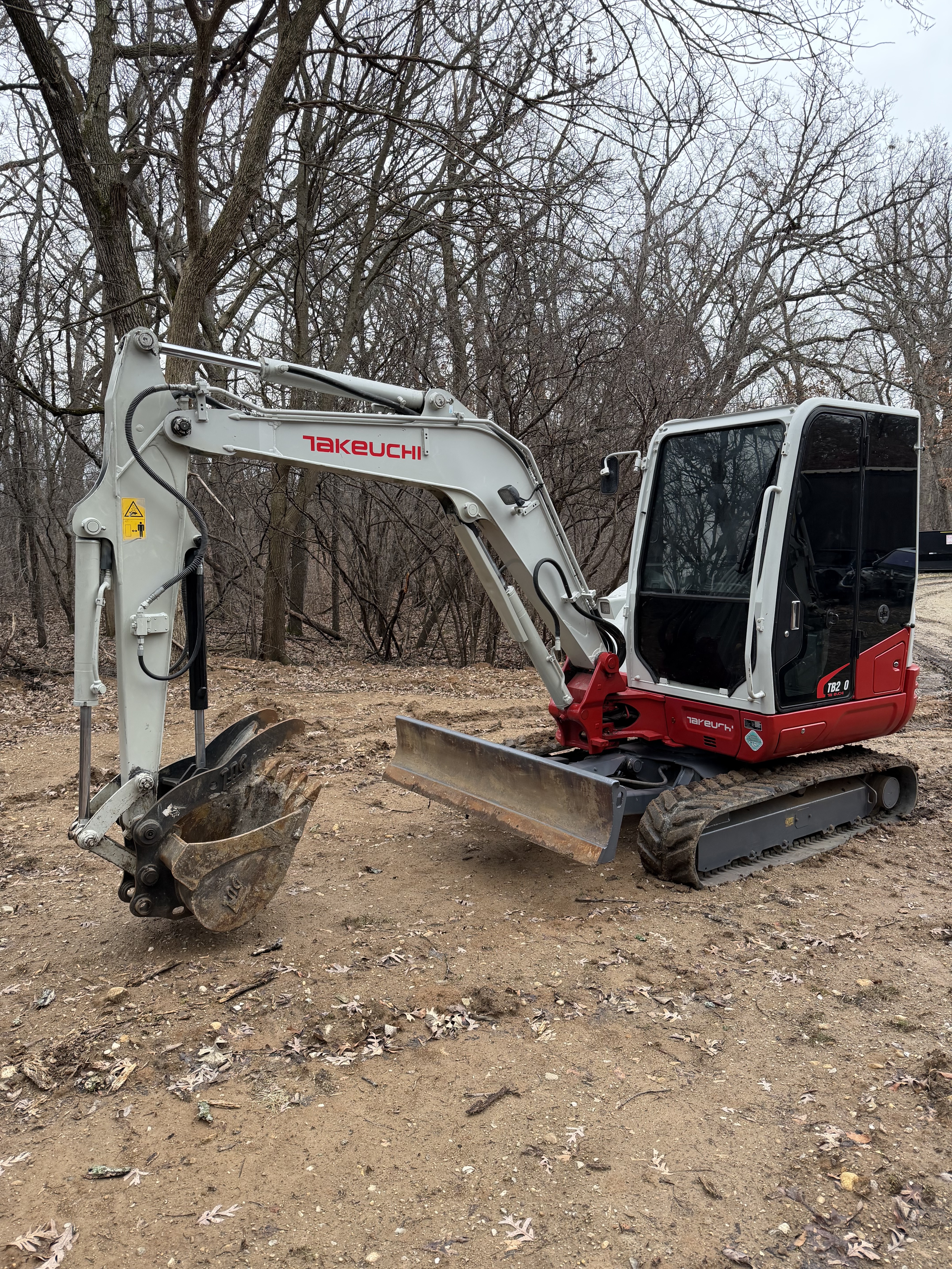 2022 TAKEUCHI TB240 in Wheeling, IL