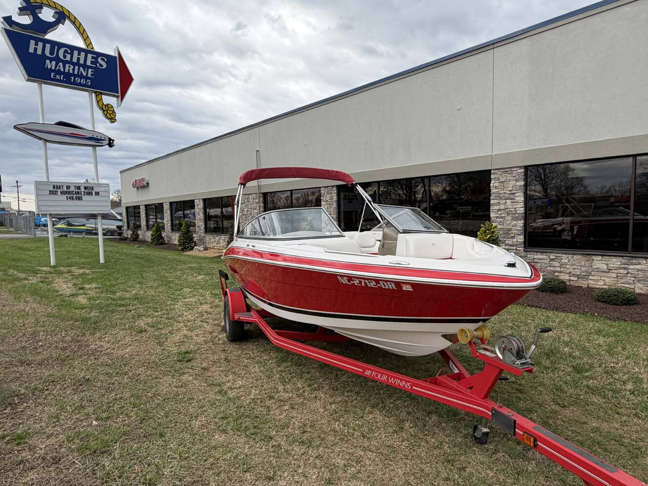 A photo of this 2010 Four Winns 200 Horizon