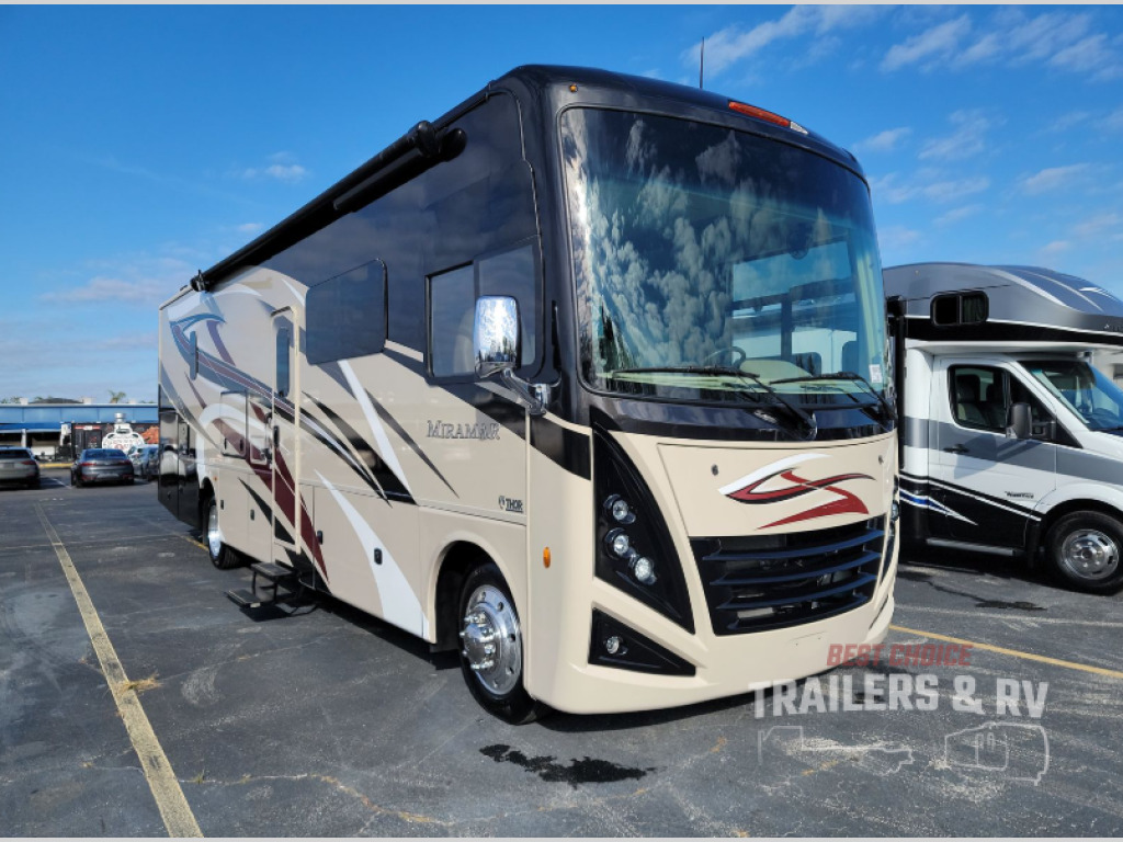 2022 Thor Motor Coach Miramar 34.6 in irwin PA