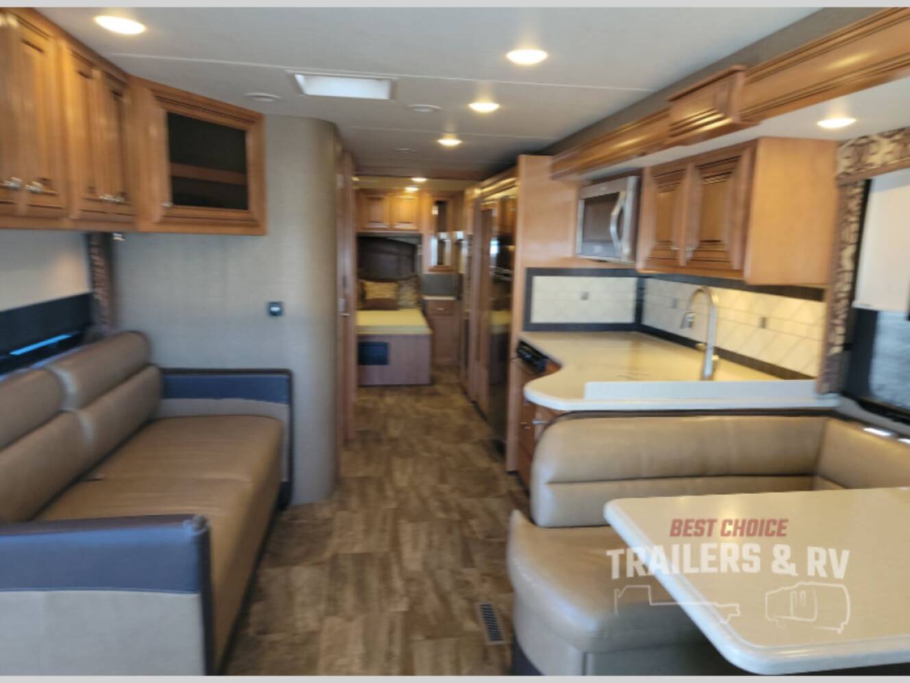 A photo of this 2016 Thor Motor Coach Palazzo 33.2