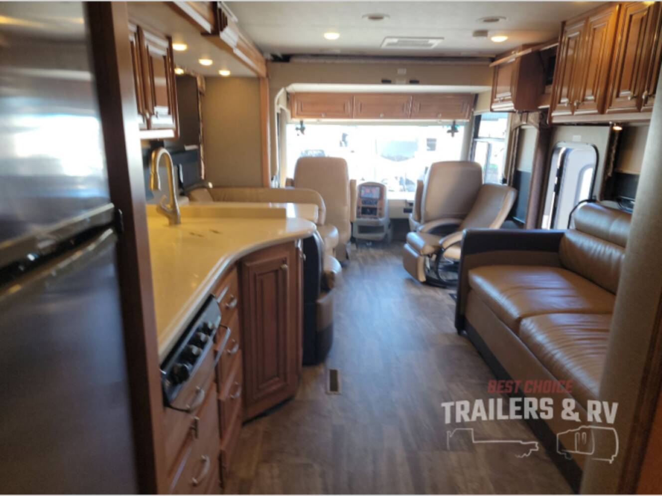 A photo of this 2016 Thor Motor Coach Palazzo 33.2