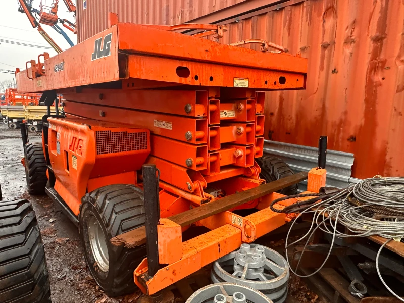2006 JLG 4394RT