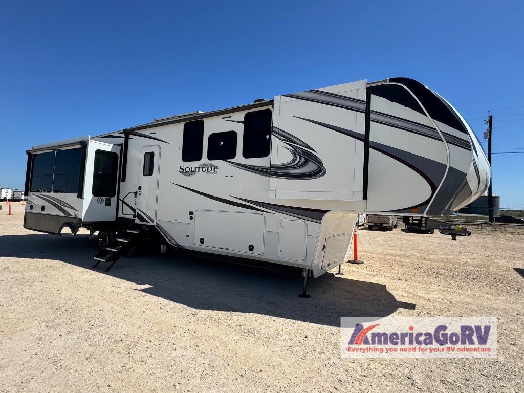 2022 Grand Design Solitude 373FB in seguin TX