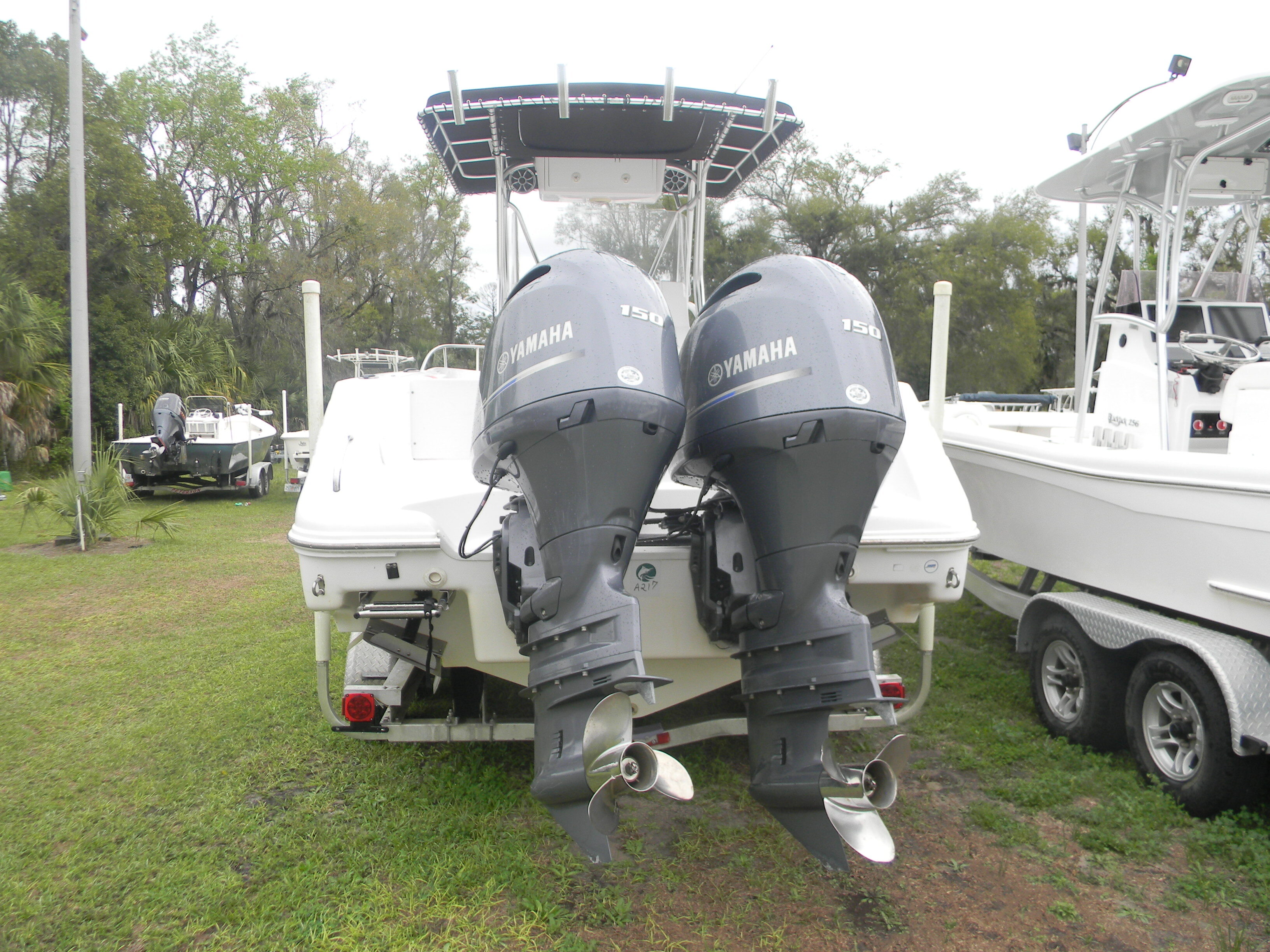 2002 Proline 23 Sport in perry FL