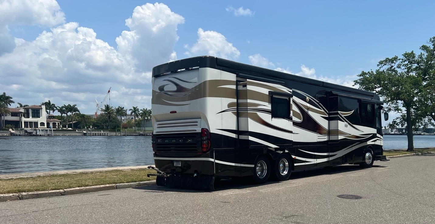 2008 Newmar ESSEX 4502 in tampa FL