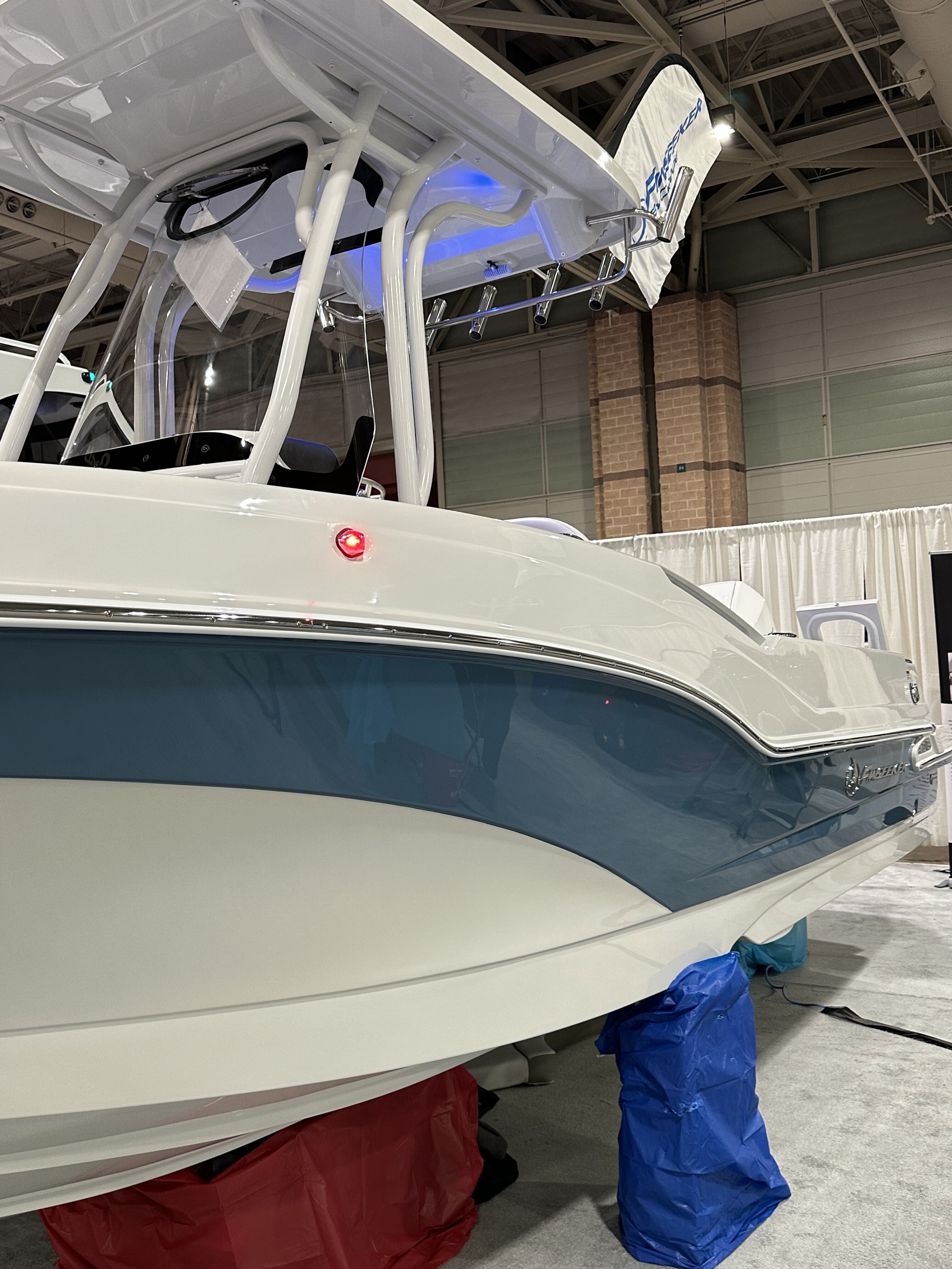 2026 Finseeker 230 FS Fishing Boat boat