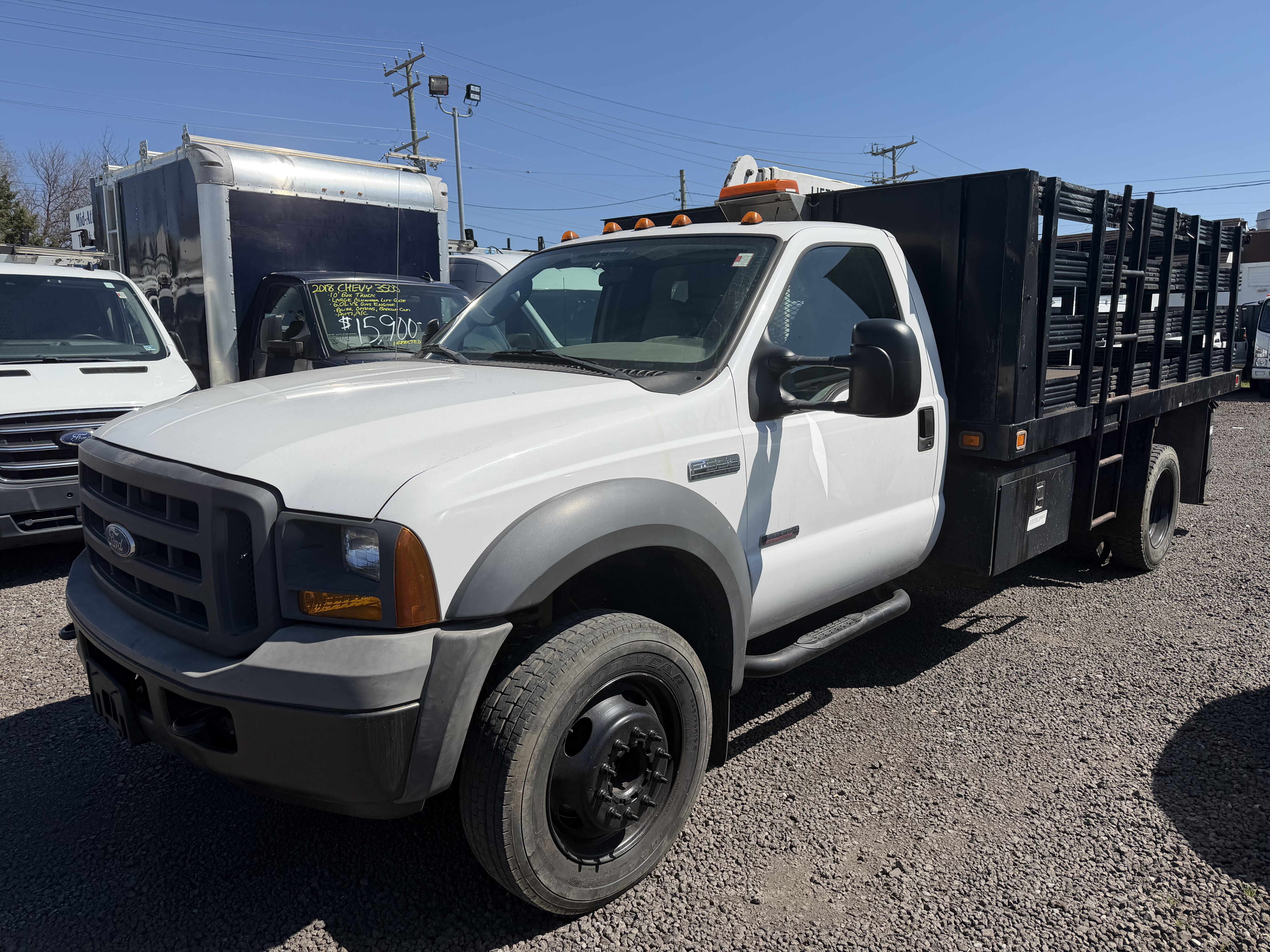 2005 FORD F550 in Pasadena, MD