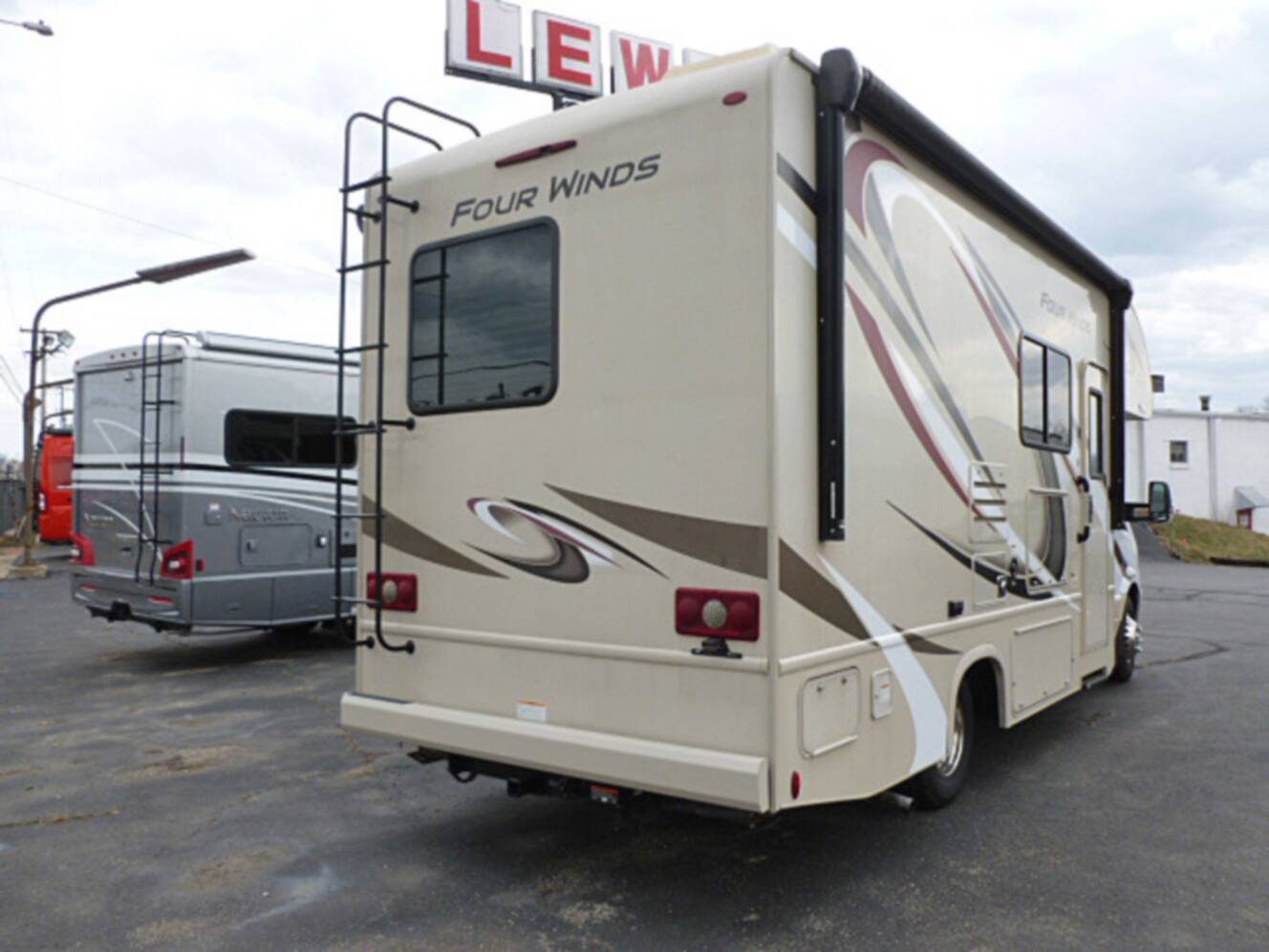 A photo of this 2019 Thor Motor Coach Four Winds 24BL