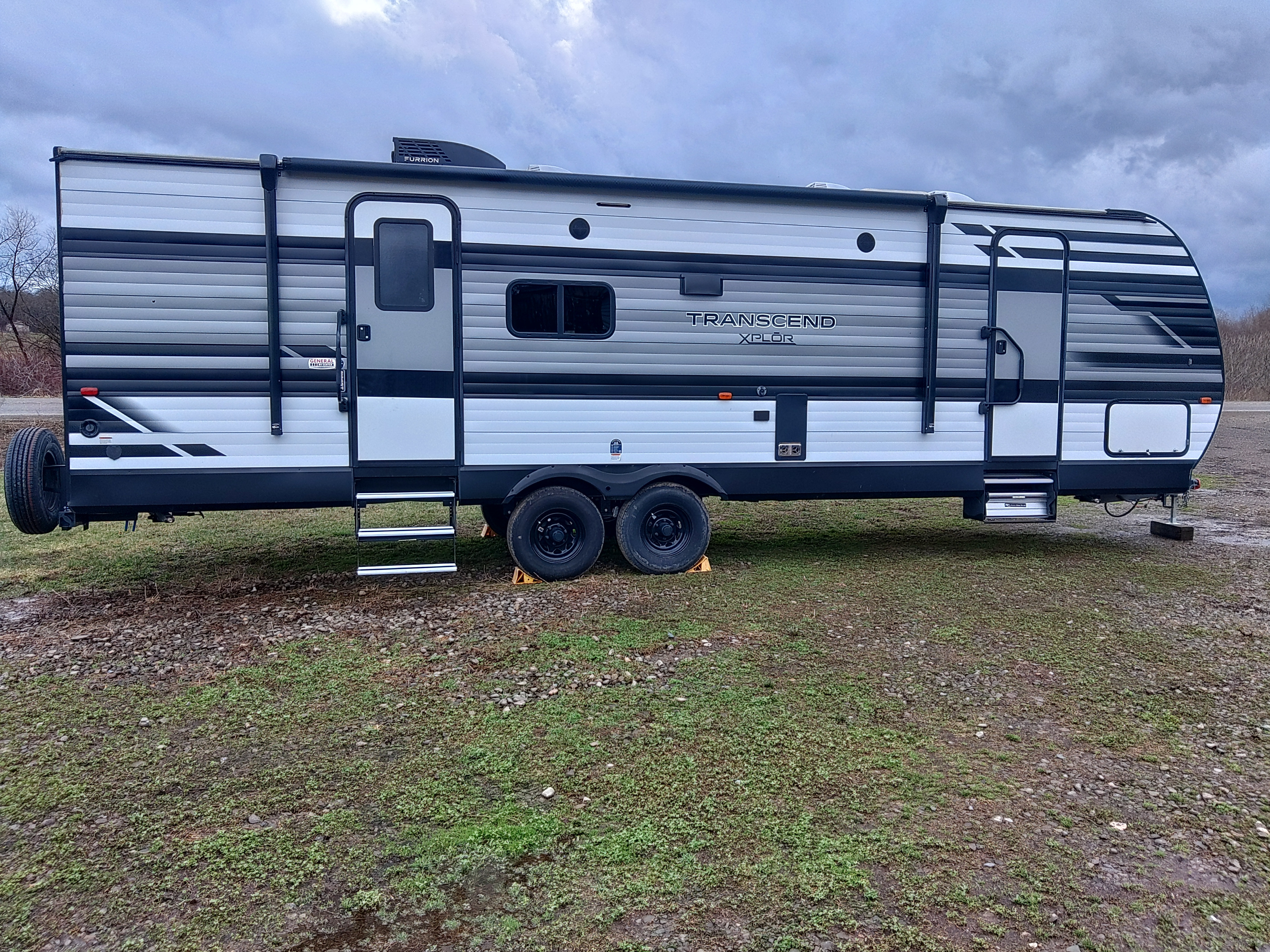 2021 Grand Design TRANSCEND XPLOR 265BH in sugar grove PA