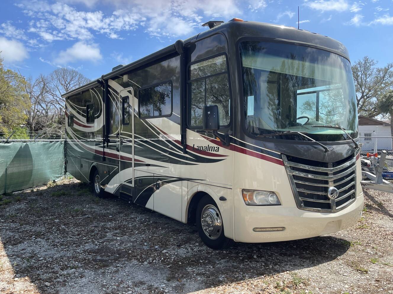 A photo of this 2013 Monaco LAPALMA 34F