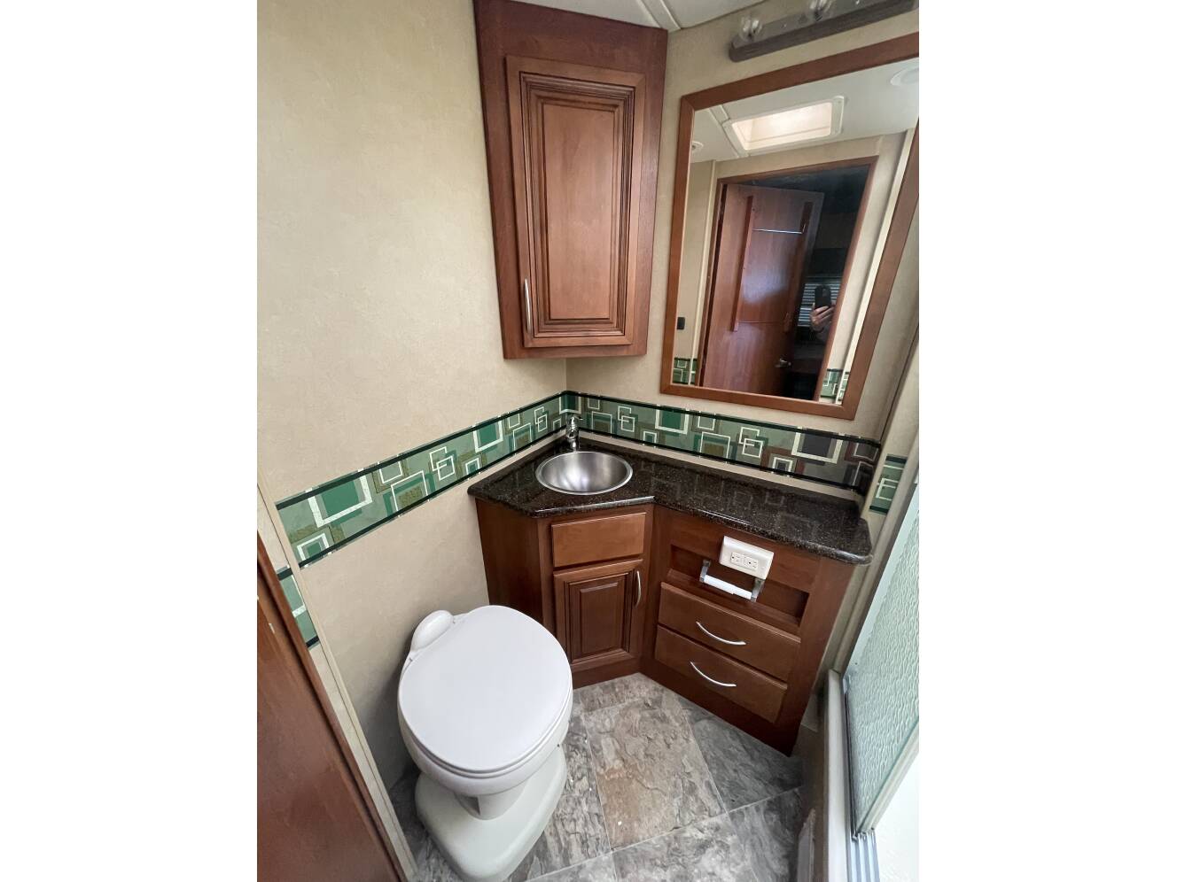 A photo of this 2013 Monaco LAPALMA 34F