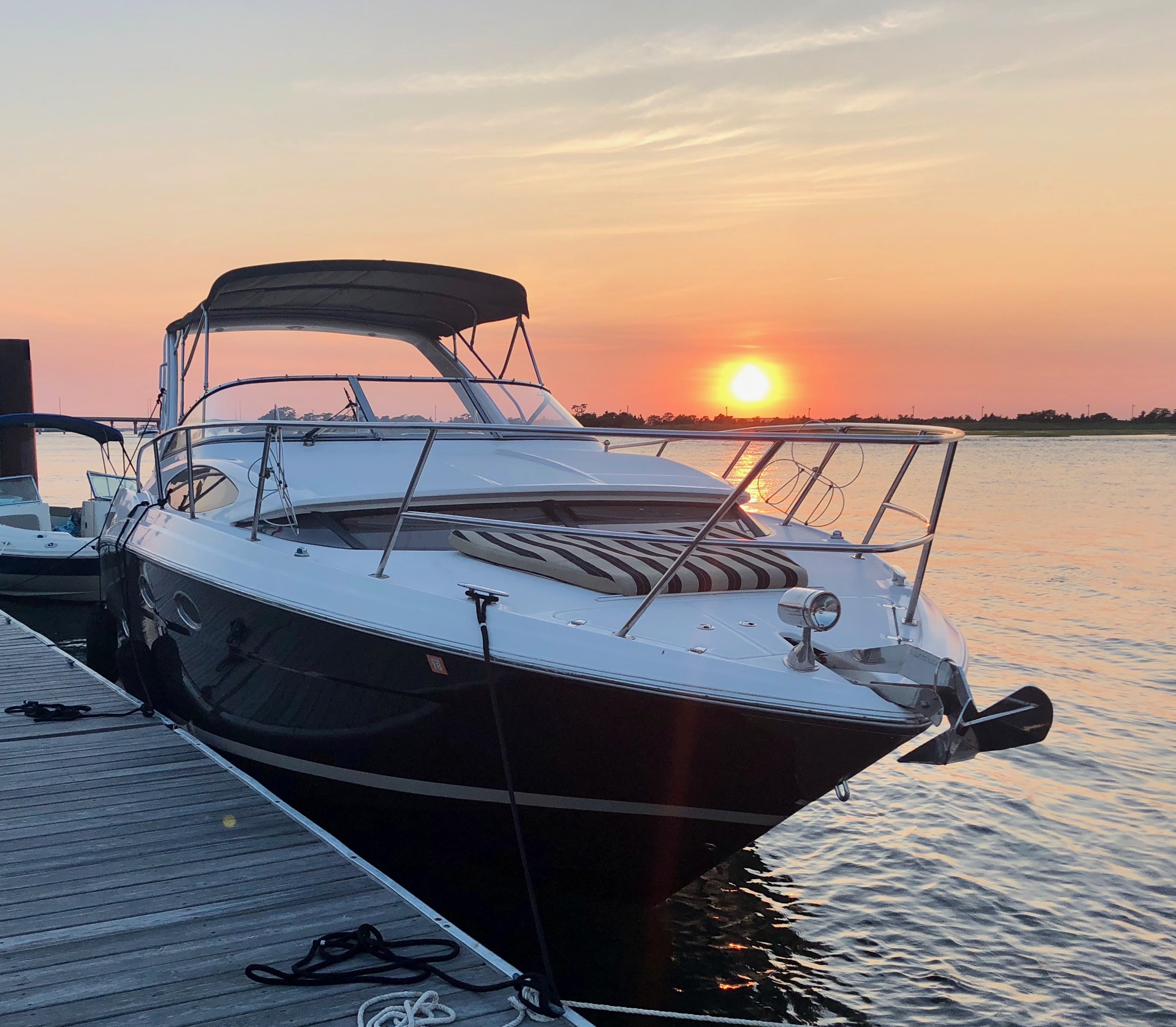 2012 Regal 35 Express Cruiser 33 in island park NY
