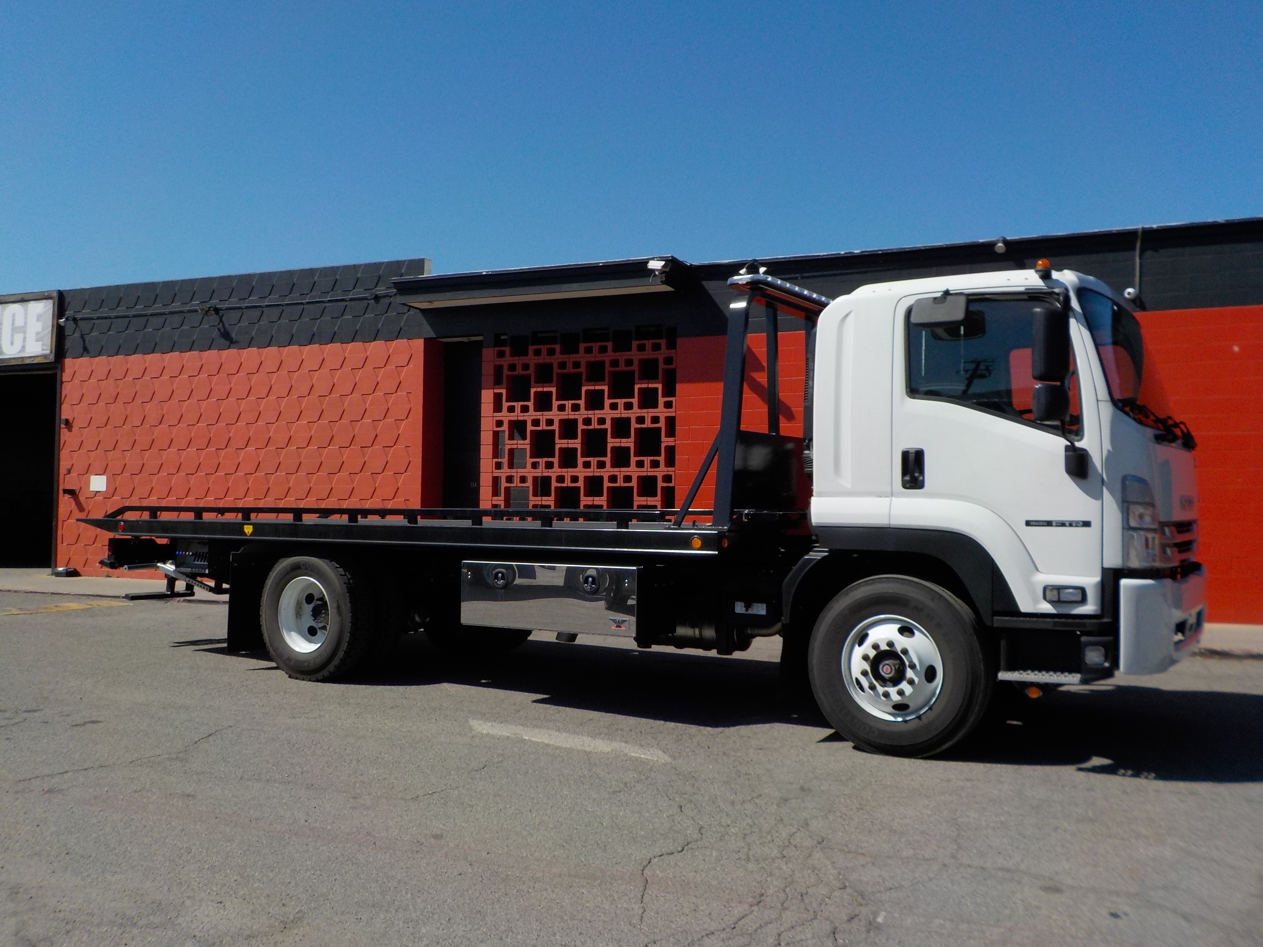 2024 ISUZU FTR in Corona, CA