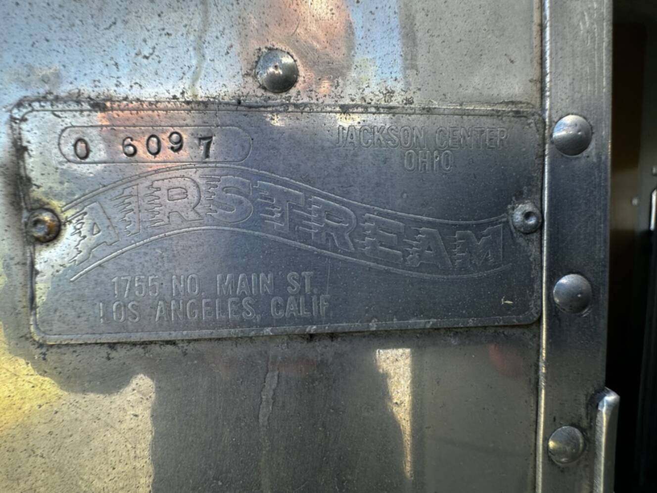A photo of this 1954 Airstream SAFARI 22