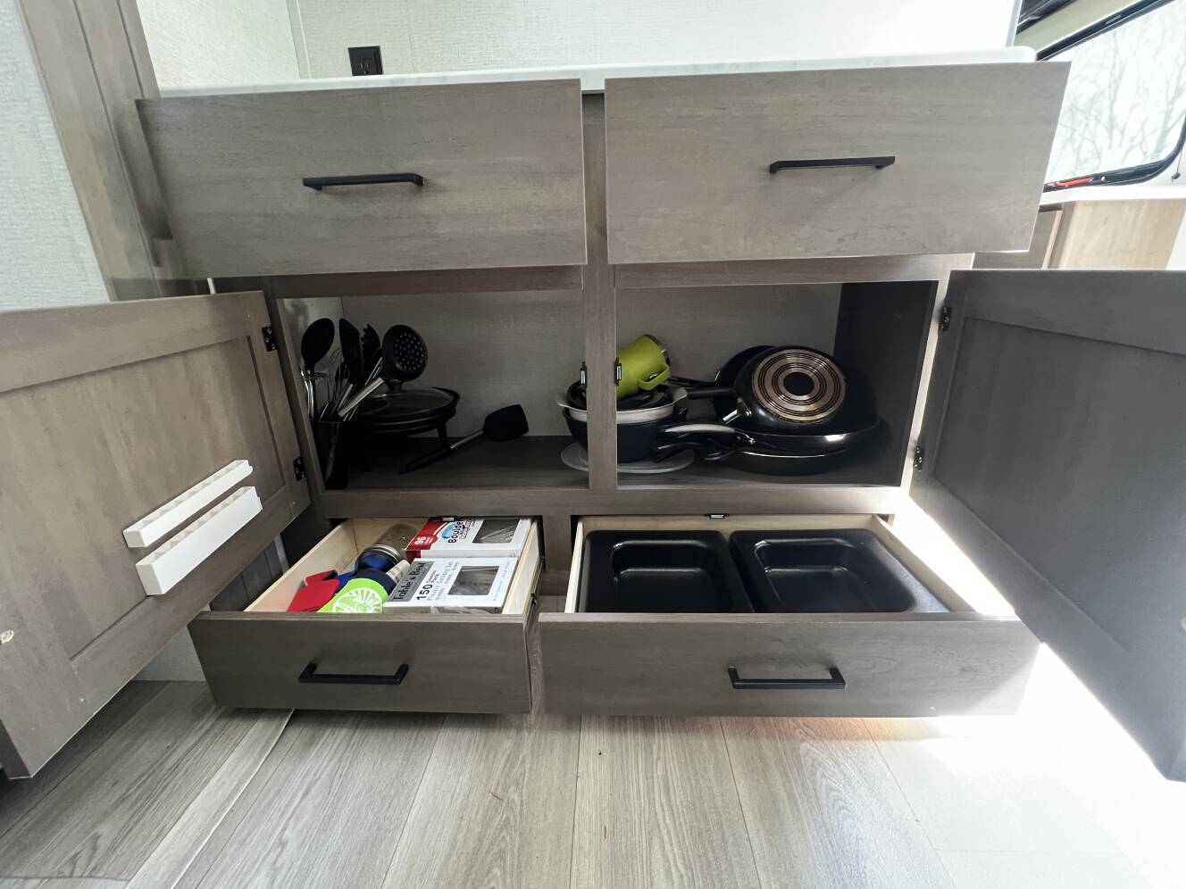 A photo of this 2025 Grand Design TRANSCEND 335BHT