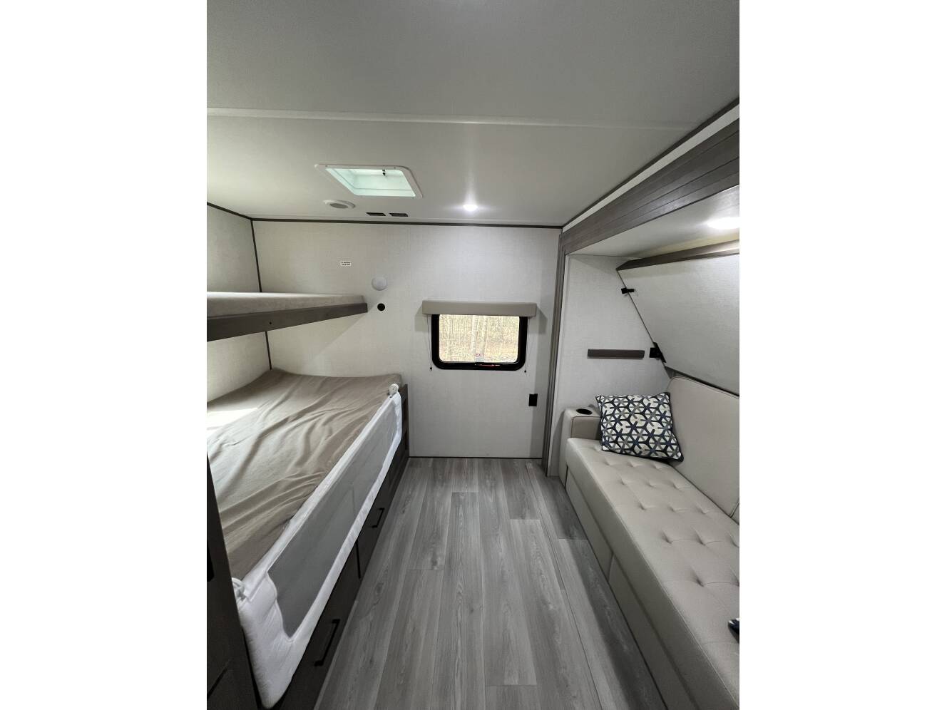 A photo of this 2025 Grand Design TRANSCEND 335BHT