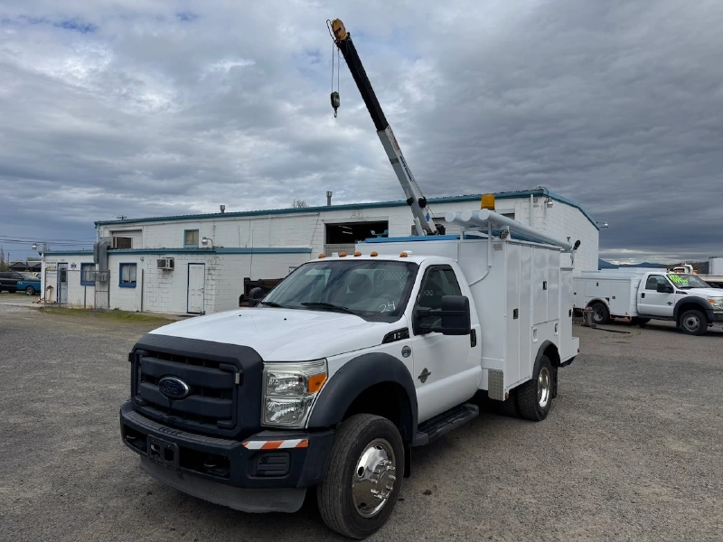2012 FORD F550