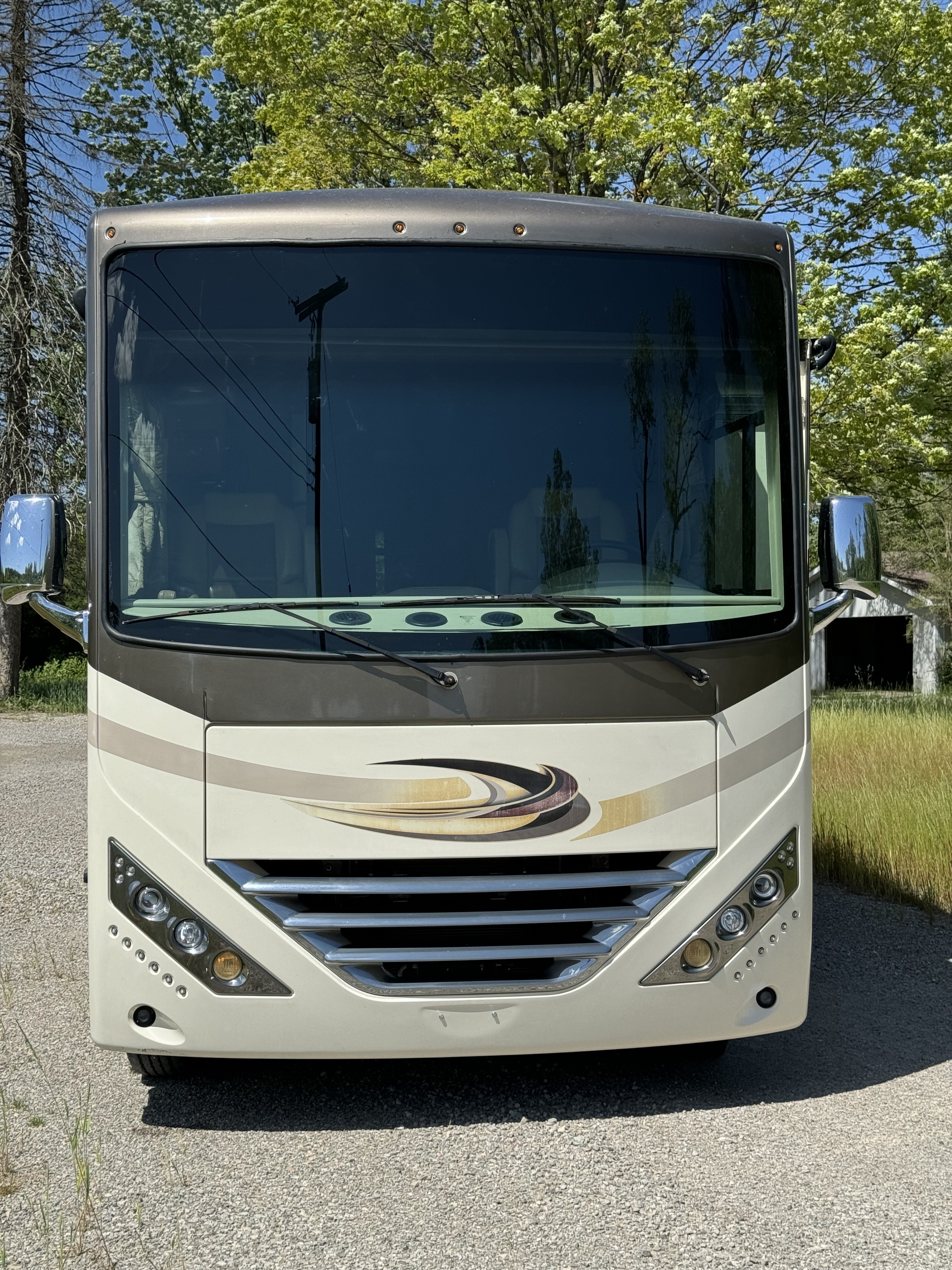 2016 Thor Motor Coach HURRICANE 34F in dearborn MI