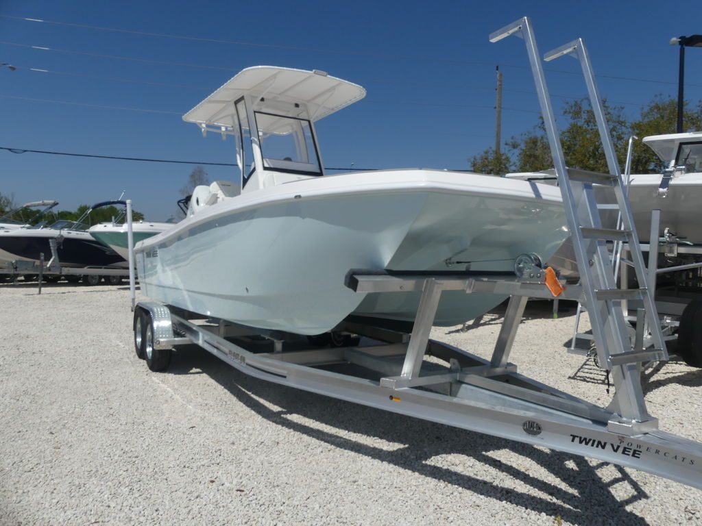2026 Twin Vee 220 BayCat in bradenton FL