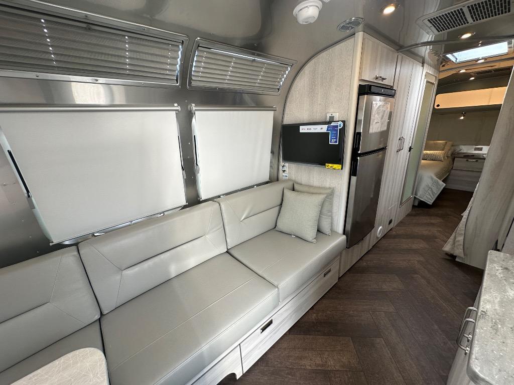 2026 Airstream International 27FB Twin in monroe NC