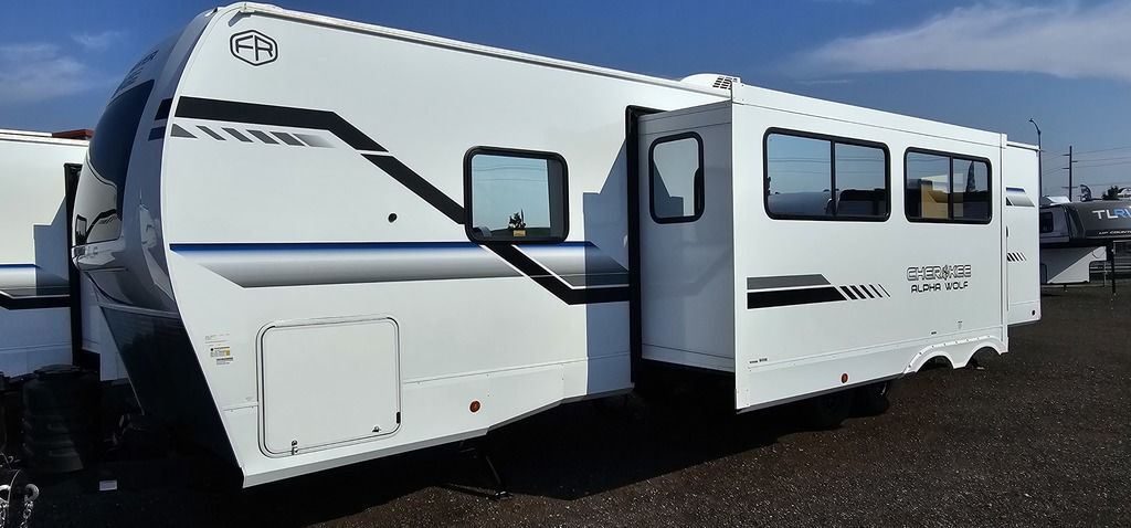 2026 Forest River Rv Cherokee Alpha Wolf 29TB in richland WA