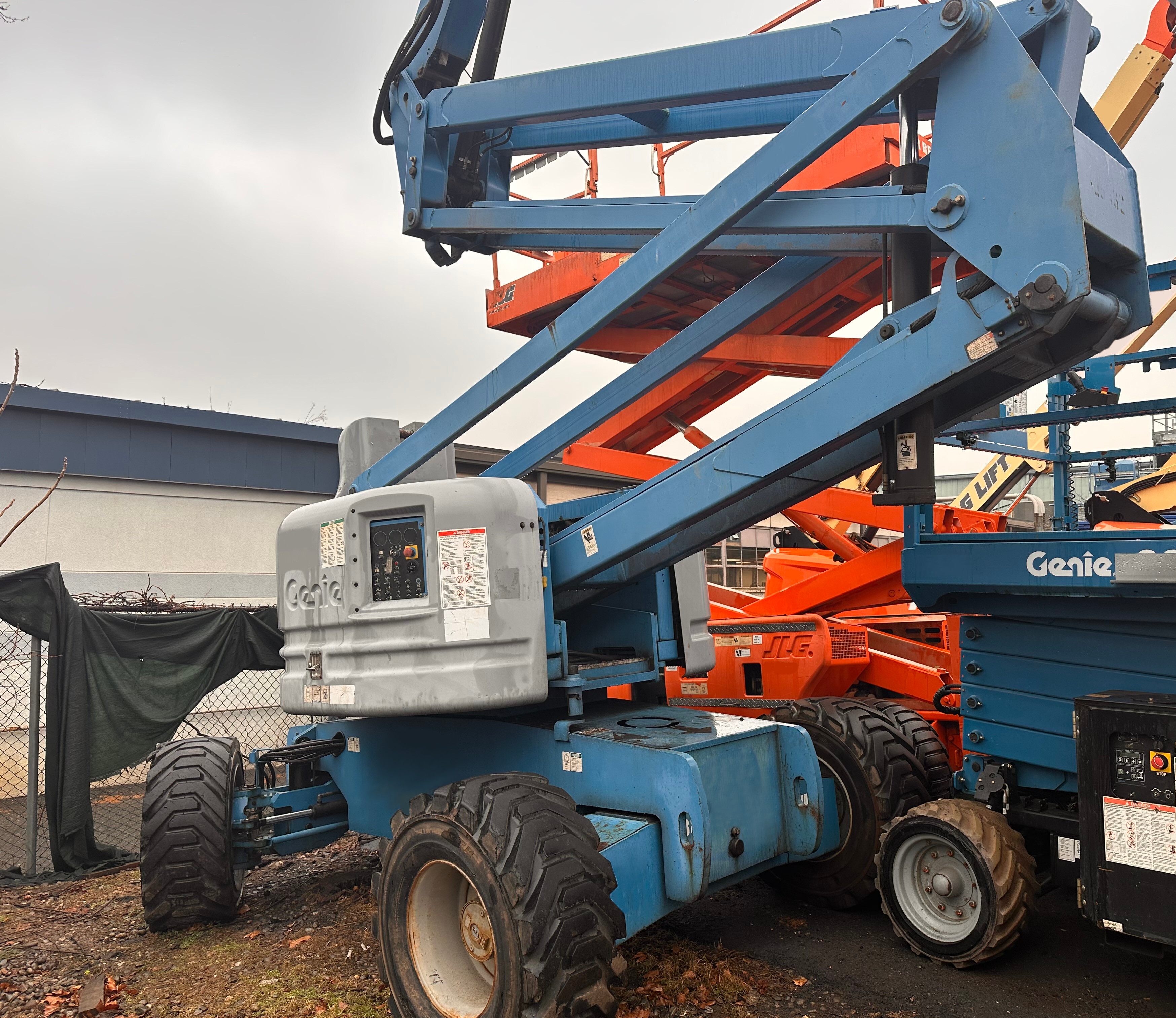 2005 GENIE Z60/34 in Spring City, PA
