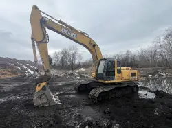 2003 JOHN DEERE 270C LC