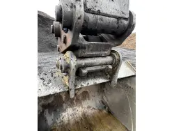 2003 JOHN DEERE 270C LC