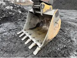 2003 JOHN DEERE 270C LC