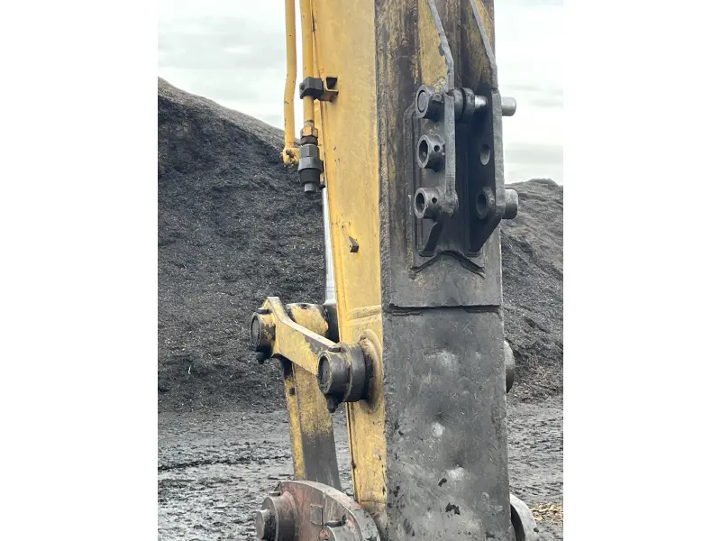 2003 JOHN DEERE 270C LC