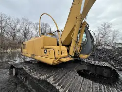 2003 JOHN DEERE 270C LC