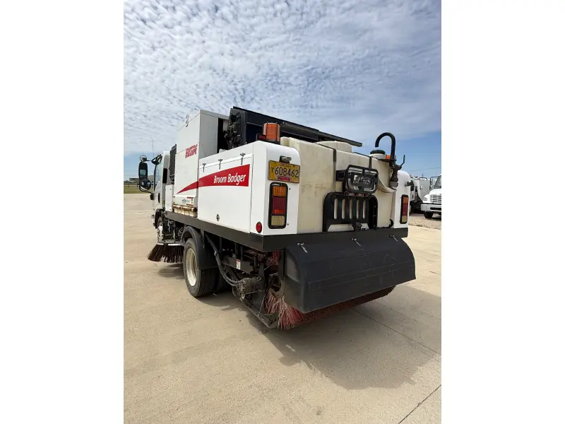 2019 ELGIN BROOM BADGER