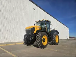 2026 JCB Fastrac 8330