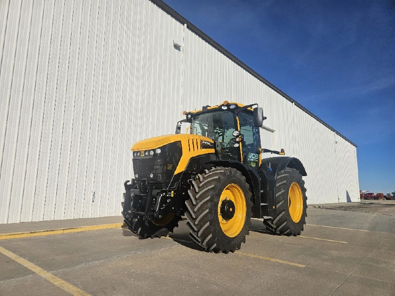 2026 JCB Fastrac 8330