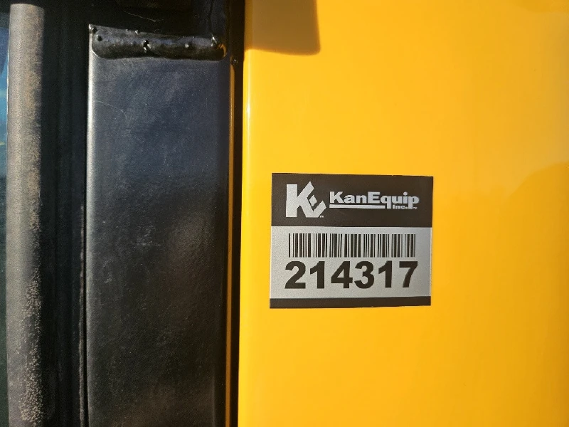 2025 JCB Fastrac 4220